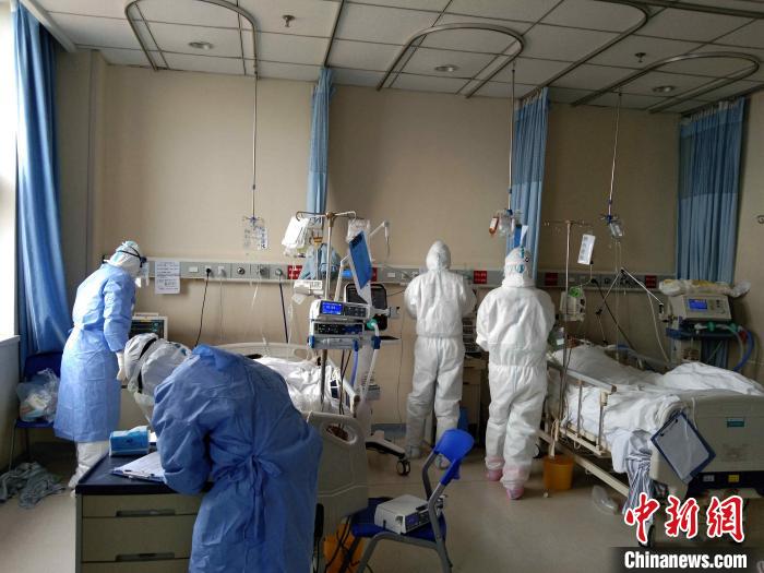 资料图，中南大学湘雅医院参与救治新冠肺炎患者。湘雅医院供图